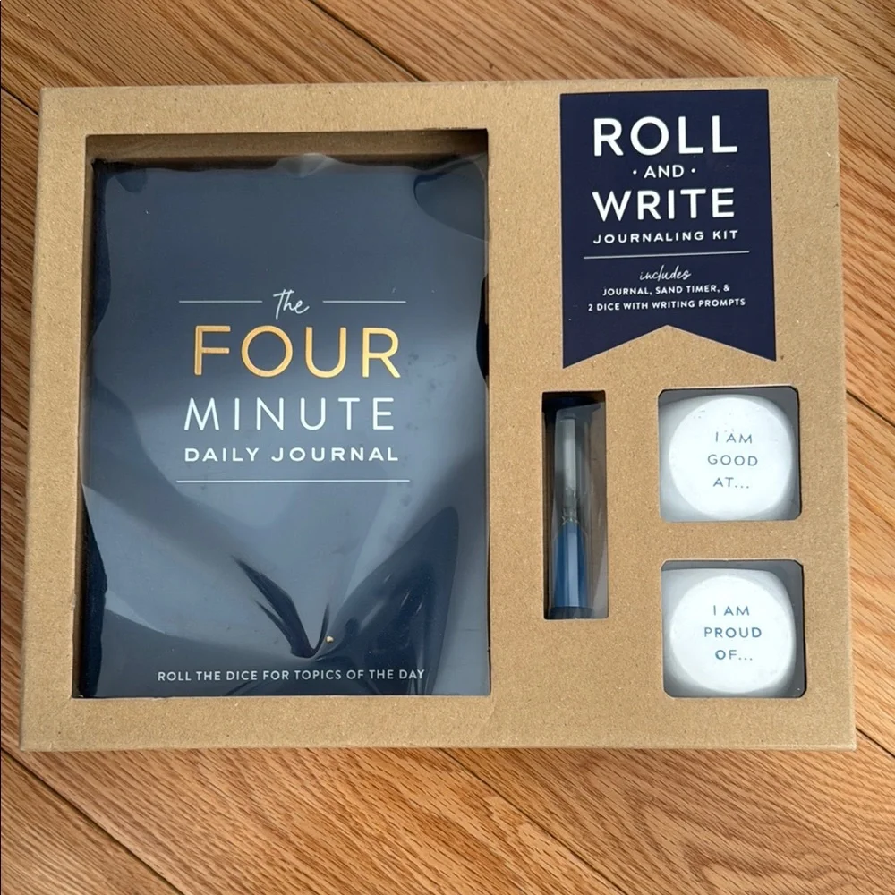 The Four Minute Daily Journal Set - Picture 2 of 2